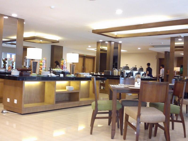 Hotel Anggrek Gandasari Бандунг Екстер'єр фото