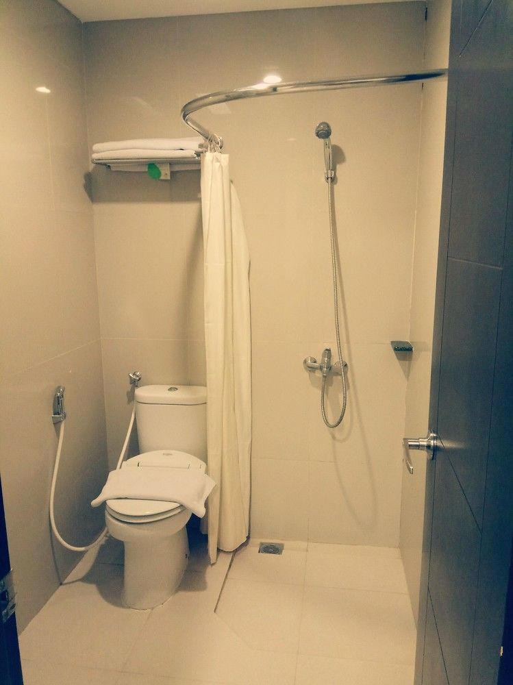 Hotel Anggrek Gandasari Бандунг Екстер'єр фото